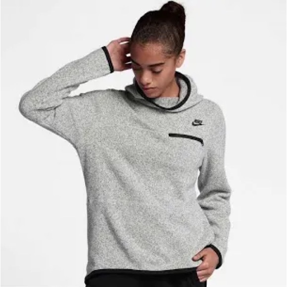 Nike Summit Hoodie in Carbon Heather - Picture 2 of 13